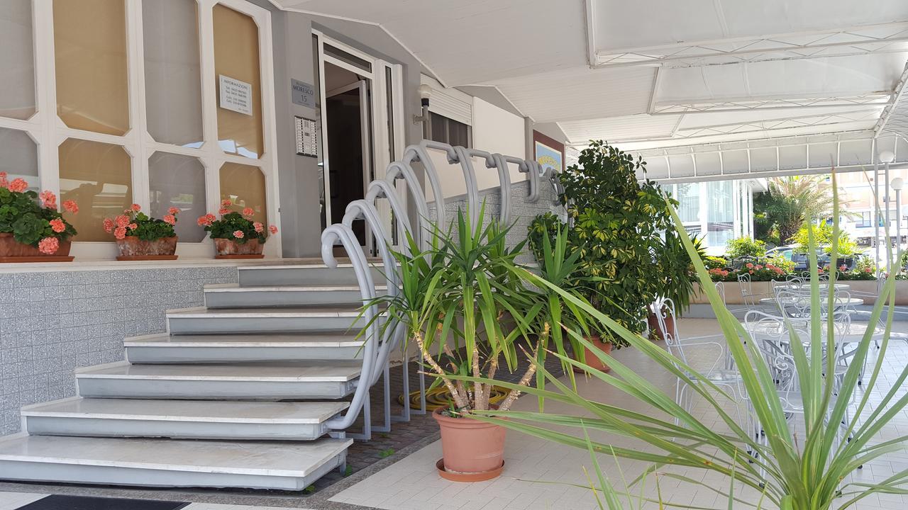 ليدو دي يسولو Residence Moresco المظهر الخارجي الصورة